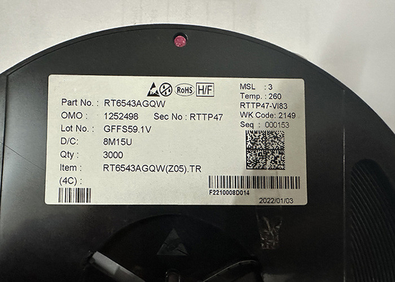 رقاقة الدوائر المتكاملة RT6543AGQW جهاز تحكم PWM متزامن واحد عالي الكفاءة