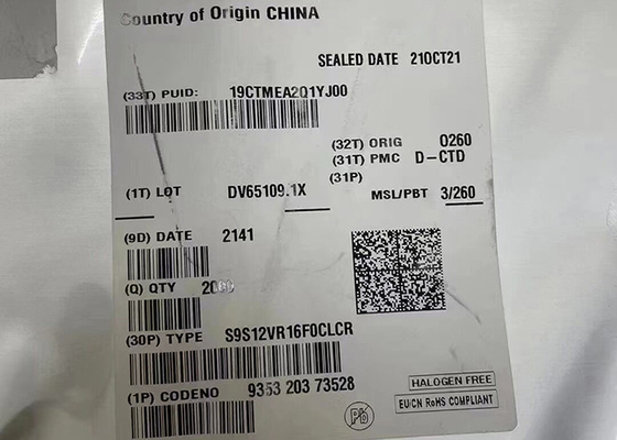 وحدة التحكم الدقيقة S9S12VR16F0CLCR 25MHz وحدة التحكم الدقيقة S12VR مختلطة الإشارة 32-LQFP