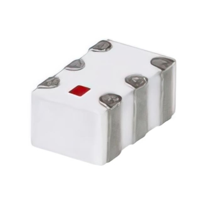 HFCW-8400 رقاقة الدوائر المتكاملة 1.8dB مرشح مرتفع 50Ohms مرشحات LTCC السيراميكية