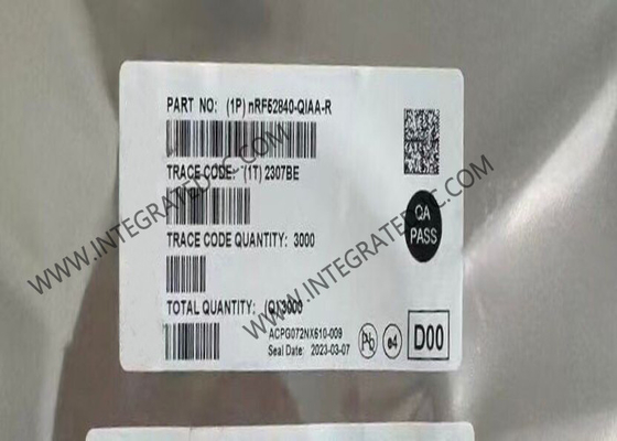 NRF52840-QIAA BT IC 2.4GHz بروتوكول متعدد BT 5.4 SoC AQFN73 نظام على رقاقة