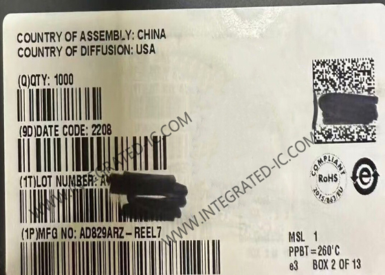 شريحة الدائرة المتكاملة AD829ARZ مكبرات صوت تشغيلية SOIC8 مكبر صوت فيديو منخفض الضوضاء