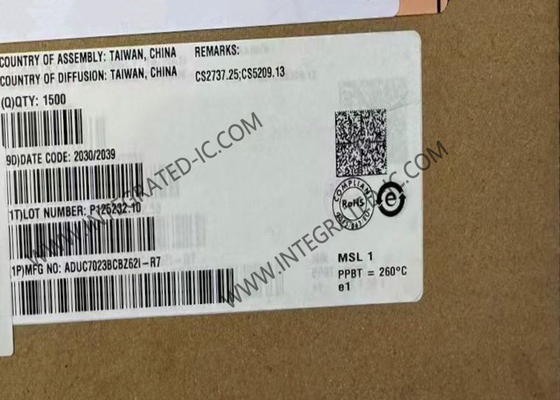 ADUC7023BCBZ62I وحدة التحكم الدقيقة MCU 44MHz 62KB فلاش ARM7 وحدة التحويل الدقيق WLCSP-36