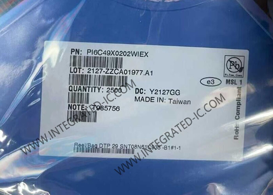 شريحة دائرة متكاملة PI6C49X0202WIEX منخفضة الانحراف، مخرج مروحة LVCMOS/LVTTL من 1 إلى 2، SOIC8