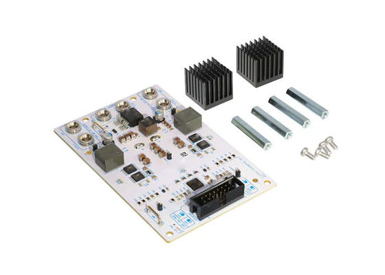 TLD5501-2ADBPRE-REF حلول مدمجة LITIX™ 2 لوحة تقييم مشغل LED قابلة للتعتيم