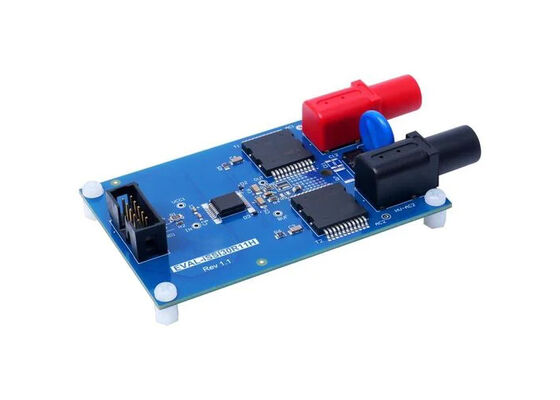 لوحة تقييم واجهة العزل من 2.5 فولت إلى 3.5 فولت من حلول EVAL-ISSI30R11H المدمجة