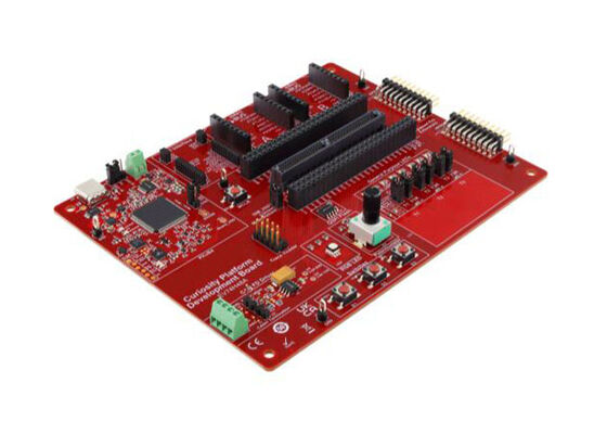 لوحة تطوير منصة Curiosity لوحدات التحكم الرقمية بالإشارة DSPIC33A DSC و PIC32A MCU من Embedded Solutions EV74H48A