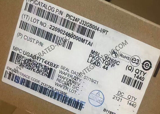 PIC24FJ32GB004-I/PT متحكم دقيق 16 بت بسرعة 32 ميجاهرتز واتصال USB OTG