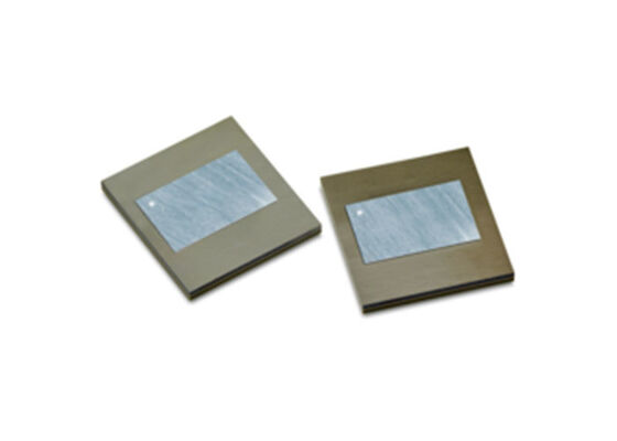 BCM87802 Ethernet IC عبارة عن رقاقة واحدة منخفضة الطاقة 800GbE PAM-4 PHY Transceiver مع محرك