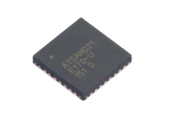 رقاقة دارة متكاملة ATSAMD21E17D-MFT متحكمات دقيقة IC QFN32 منخفضة الطاقة