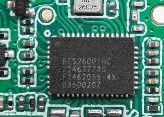 BT IC BES2600IHC-4X متكاملة للغاية BT الصوت SoC ، حزمة BGA