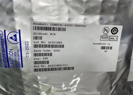 المخططات المبرمجة الميدانية لـ LCMXO3L-4300C-5BG256C 4320LUTs MachXO3 IC المنطقية المبرمجة CSFBGA-256