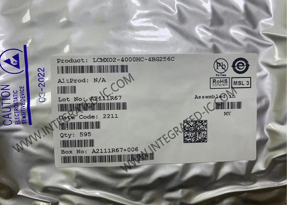 FPGAs IC LCMXO2-4000HC-4BG256C LFBGA256 صفيف البوابة الميدانية القابلة للبرمجة