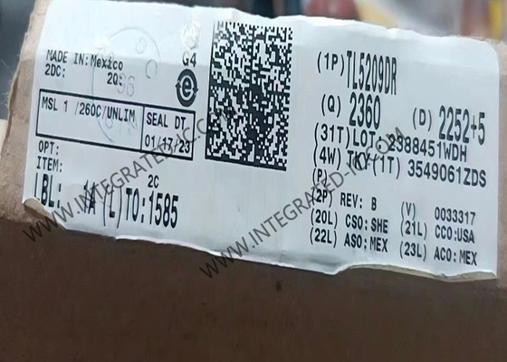 شريحة الدائرة المتكاملة TL5209DR منظم جهد منخفض الضوضاء ومنخفض التسرب 500mA مع إيقاف التشغيل