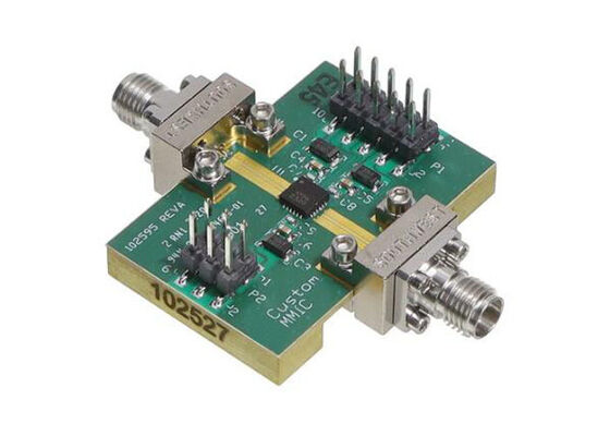 لوحة تقييم حلول CMD299K4 المدمجة لمضخم الضوضاء المنخفض CMD299K4