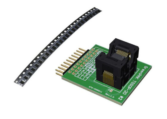 SLG46824G-SKT حلول مدمجة GreenPAK SLG46824 مجموعة تطوير مع محول مقبس