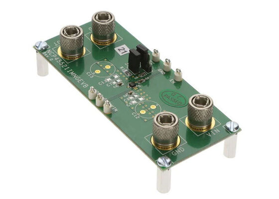 NCP45521IMNGEVB حلول مدمجة لمفتاح توزيع الطاقة لوحة تقييم إدارة الطاقة