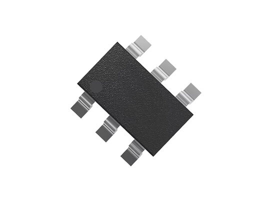 1EDN8511B Gate Driver IC مع مصدر 4A / 8A Sink Output وتأخير الانتشار 19 ns لمدى المدخل من 8V إلى 20V
