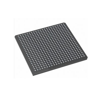 حزمة البوابة المبرمجة الميدانية LAV-AT-E70-1CBG484C 820mV الدوائر المتكاملة FPGA